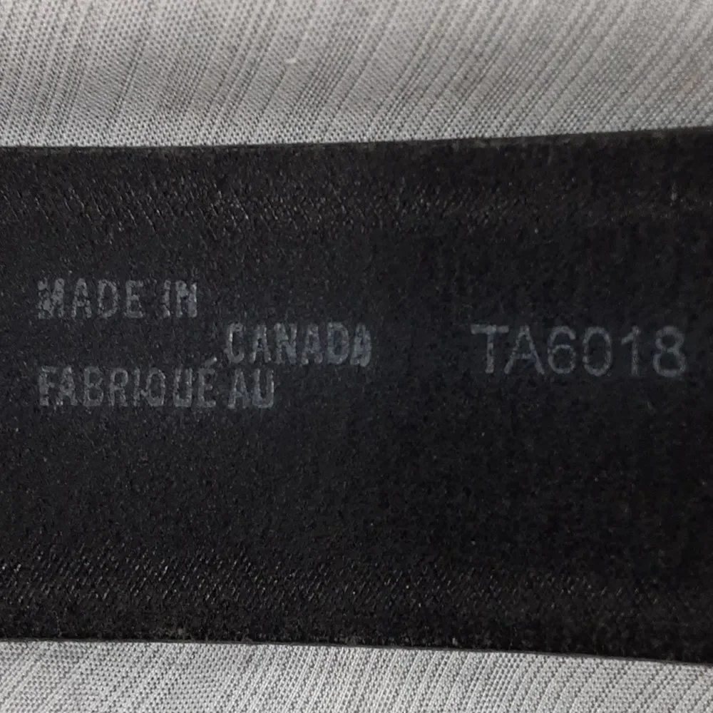 Unbranded size 32 black belt man made material